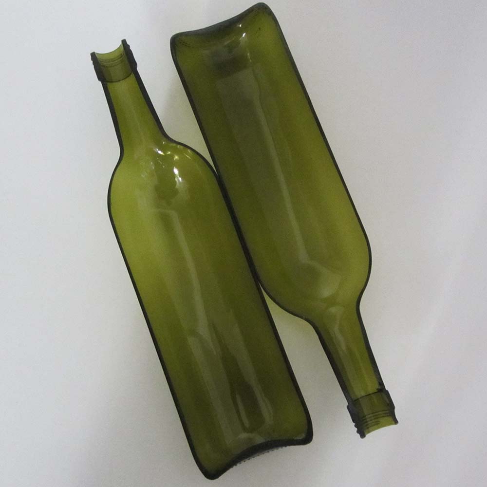 I was a bottle: Glas-Flaschen - Lampen und Leuchten, Laternen, Gläser, Vasen, Gefäße, Behälter und Schalen aus Glas, Schalen: 2er Set Flaschen-Schalen Medium Olive Green, olivgrüne längs geschnittene Rotweinflasche, zwei große Flaschenhälften als Flaschen-Schalen