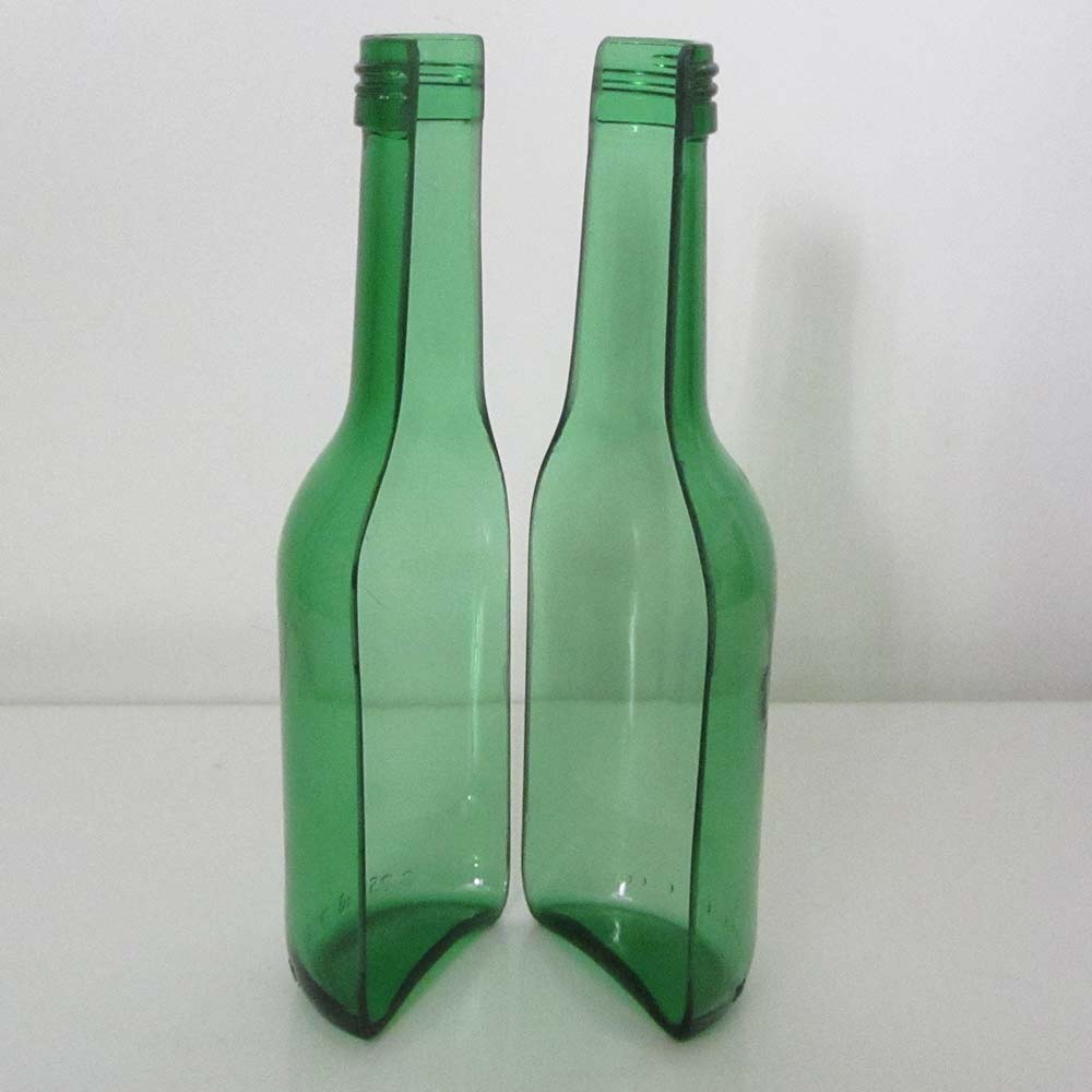 I was a bottle: Glas-Flaschen - Lampen und Leuchten, Laternen, Gläser, Vasen und Schalen aus Glas, Schalen: 2er Set Flaschen-Schalen Small Green, kleine grüne längs geschnittene Rotweinflasche, zwei kleine Flaschenhälften als Flaschen-Schalen