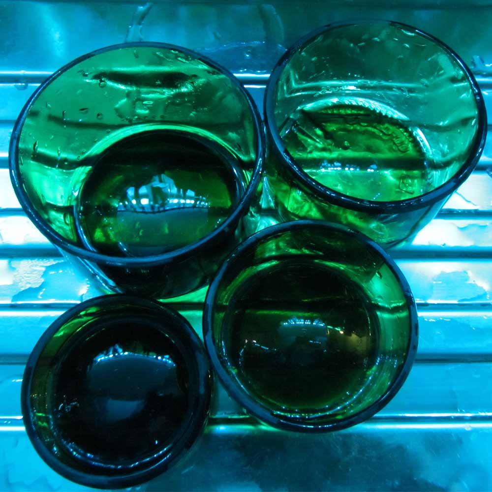 I was a bottle: Glas-Flaschen - Lampen und Leuchten, Laternen, Gläser, Vasen, Gefäße, Behälter und Schalen aus Glas, Schalen: 4er-Set Rundschalen Multi Green, Dip- und Rundschalen aus Grün- und Buntglas