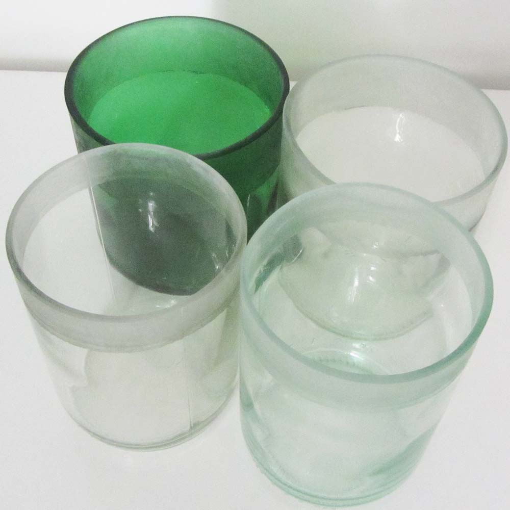 I was a bottle: Glas-Flaschen - Lampen und Leuchten, Laternen, Gläser, Vasen, Gefäße, Behälter und Schalen aus Glas, Gläser-Set: 4er-Set Gläser Multi Green White Satin, gemischtes 4er Gläser-Set aus Weiß- und Buntglas mit satinierten Rändern