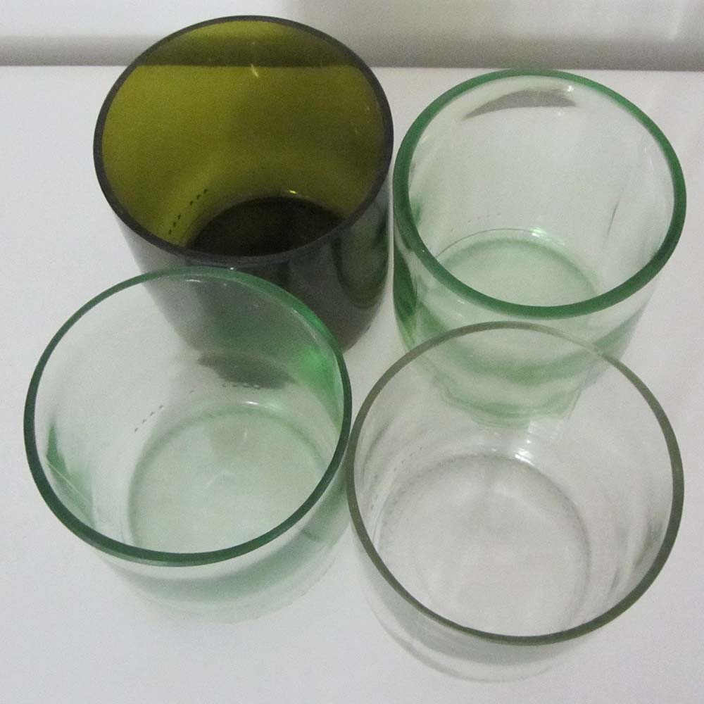 I was a bottle: Glas-Flaschen - Lampen und Leuchten, Laternen, Gläser, Vasen, Gefäße, Behälter und Schalen aus Glas, Gläser-Set: 4er-Set Gläser Mixed Green White, gemischtes 4er Gläser-Set, je zwei Gläser aus Weiß- und Grünglas