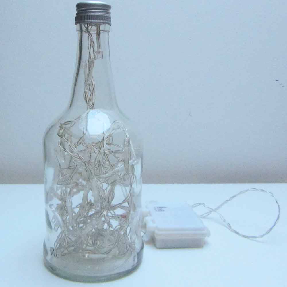 I was a bottle: Glas-Flaschen - Lampen und Leuchten, Laternen, Gläser, Vasen und Schalen aus Glas, Led-Flaschenlampen: Led-Flaschenlampen multicolor, Detail