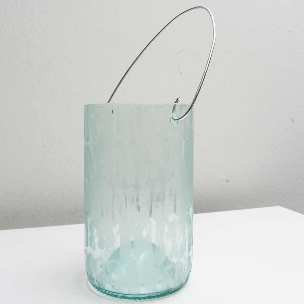 I was a bottle: Glas-Flaschen - Lampen und Leuchten, Laternen, Gläser, Vasen und Schalen aus Glas, Vasen und Hängevasen: satinierte aquafarbene Hängevase